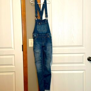 Girls Levi overalls